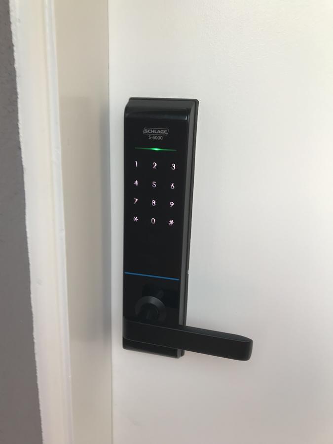 Cbd Apartments לונסטון מראה חיצוני תמונה